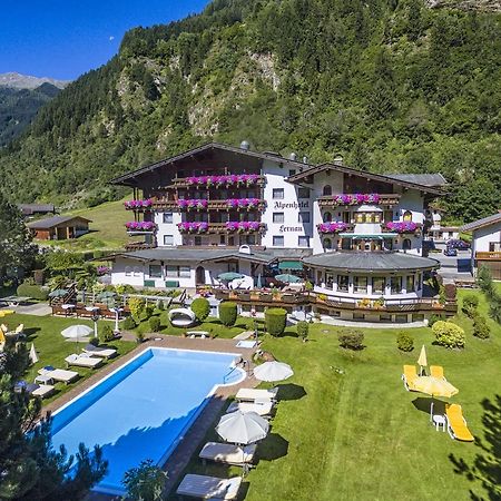 Alpenhotel Fernau Neustift im Stubaital Bagian luar foto