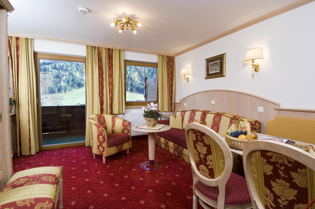 Alpenhotel Fernau Neustift im Stubaital Bagian luar foto